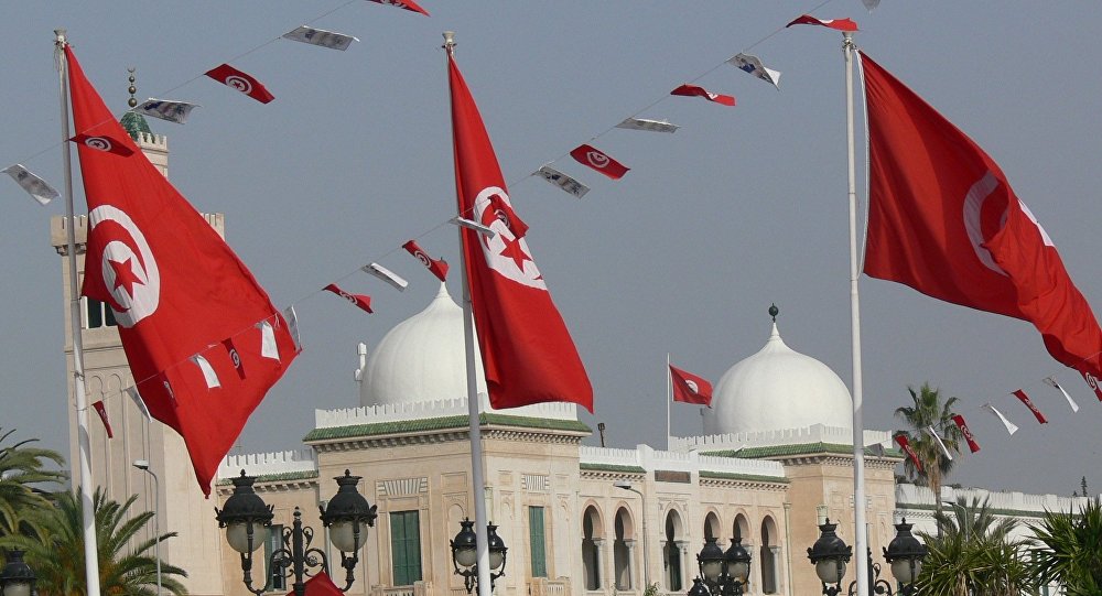 إغلاق الحدود الجوية والبرية لتونس