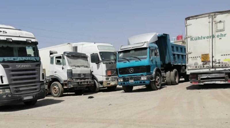 هل نجحت المساعي لحل مشكلة الشاحنات المتوقفة على الحدود الأردنية؟