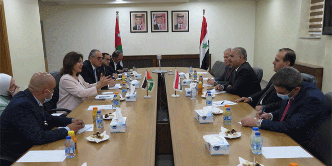لتطوير التعاون في قطاعي النفط والكهرباء.. مباحثات سورية أردنية في عمان