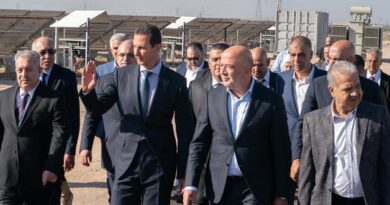 الرئيس الأسد يُطلق المرحلة الأولى من تشغيل مشروع الطاقة الكهروضوئية في مدينة عدرا الصناعية (فيديو)