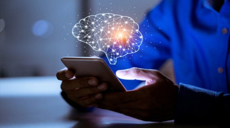 ماذا يفعل إدمان الهواتف الذكية بالدماغ؟