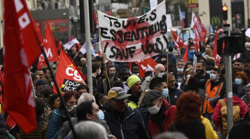 فرنسا.. مظاهرات رفضاً لسياسات حكومة ماكرون الاقتصادية