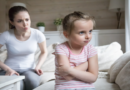 دراسة تحذّر من عواقب كذب الأهل على أطفالهم
