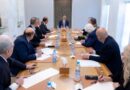 الرئيس بشار الأسد الأمين للحزب يناقش مع أعضاء القيادة المركزية جدول أعمال الاجتماع الموسع